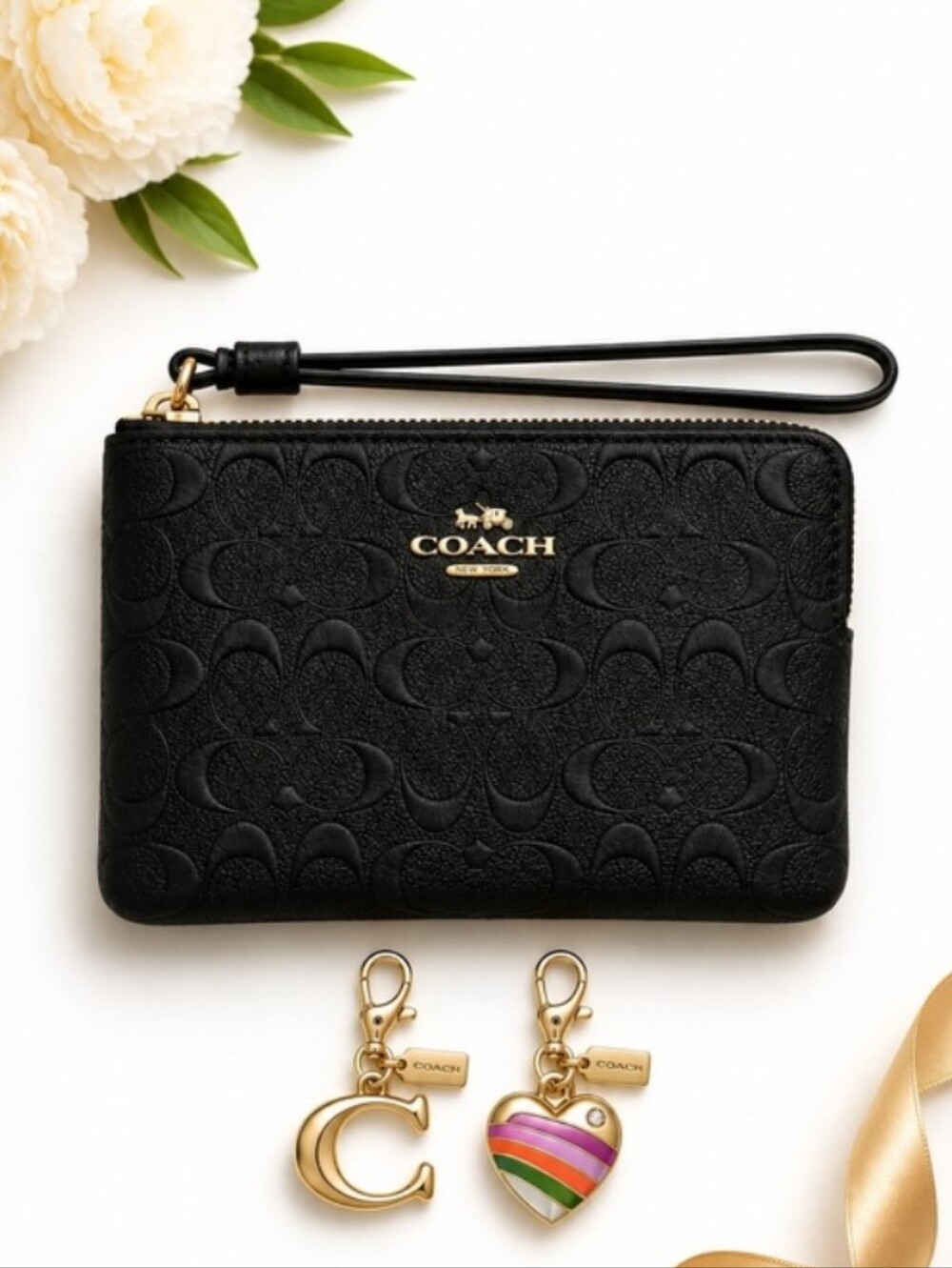 COACH Boxed Corner Zip Wristlet in Signature Leather with Charms CF358 NWT - Picture 4 of 12